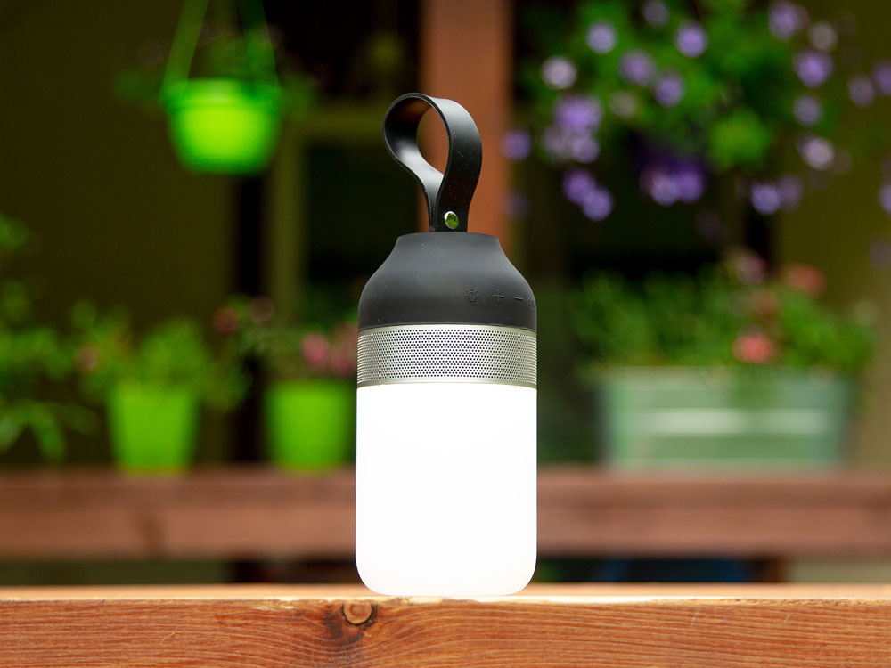 Портативный беспроводной Bluetooth динамик «Lantern» со встроенным светильником заказать под нанесение логотипа